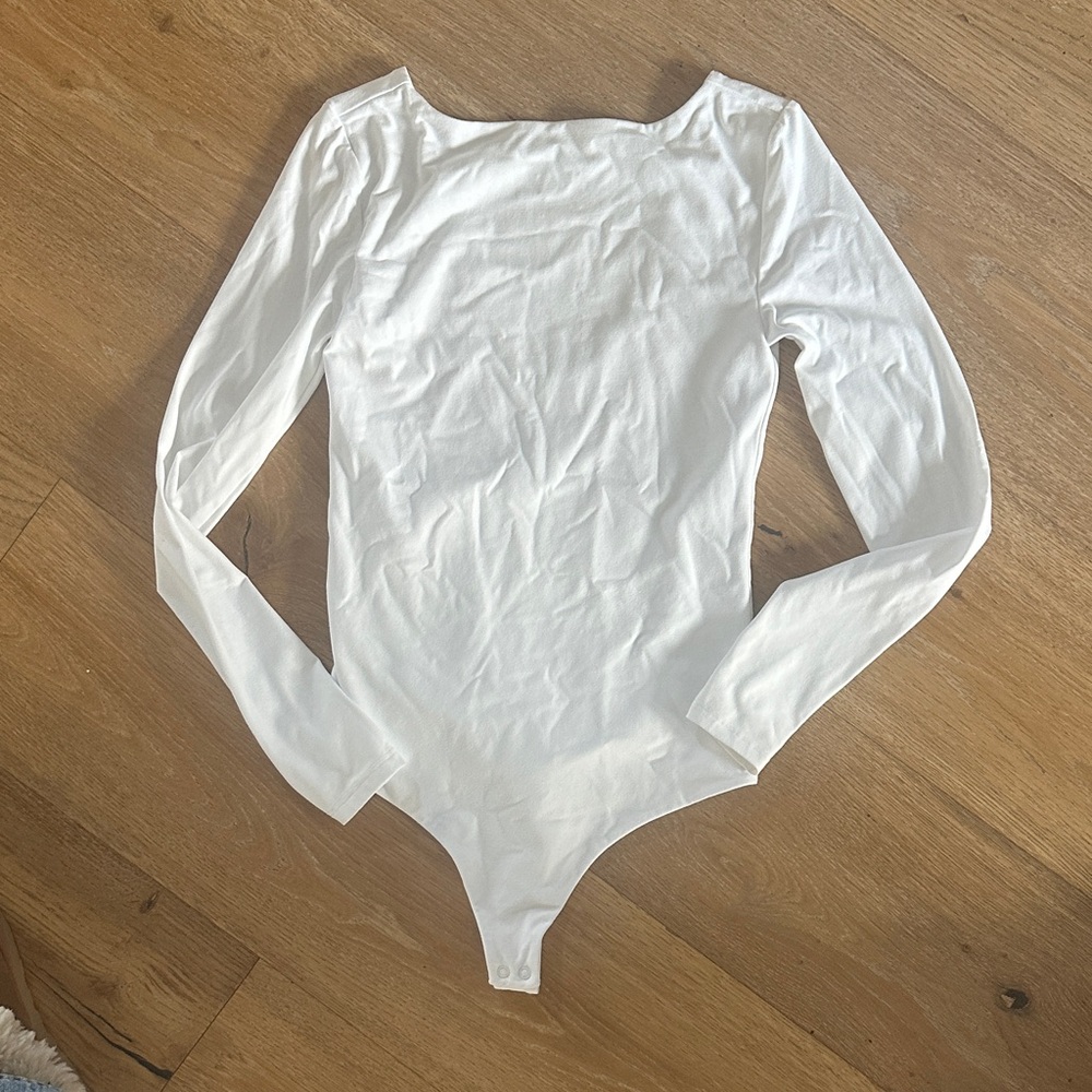 Nuuds Low Back Bodysuit Size Small